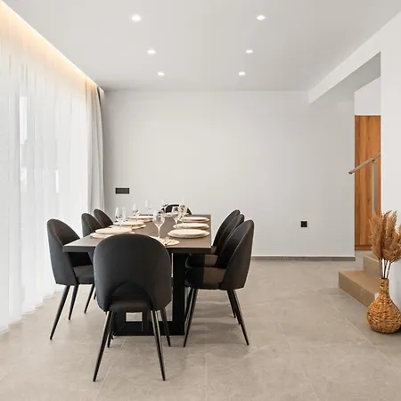 Luxury By Temma