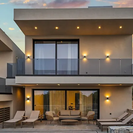 Villa Luxury By Temma