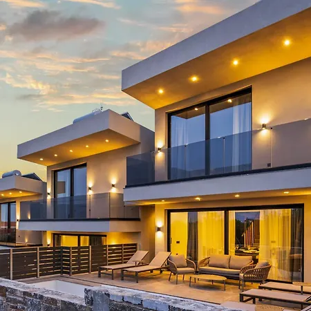 Villa Luxury By Temma Agriana